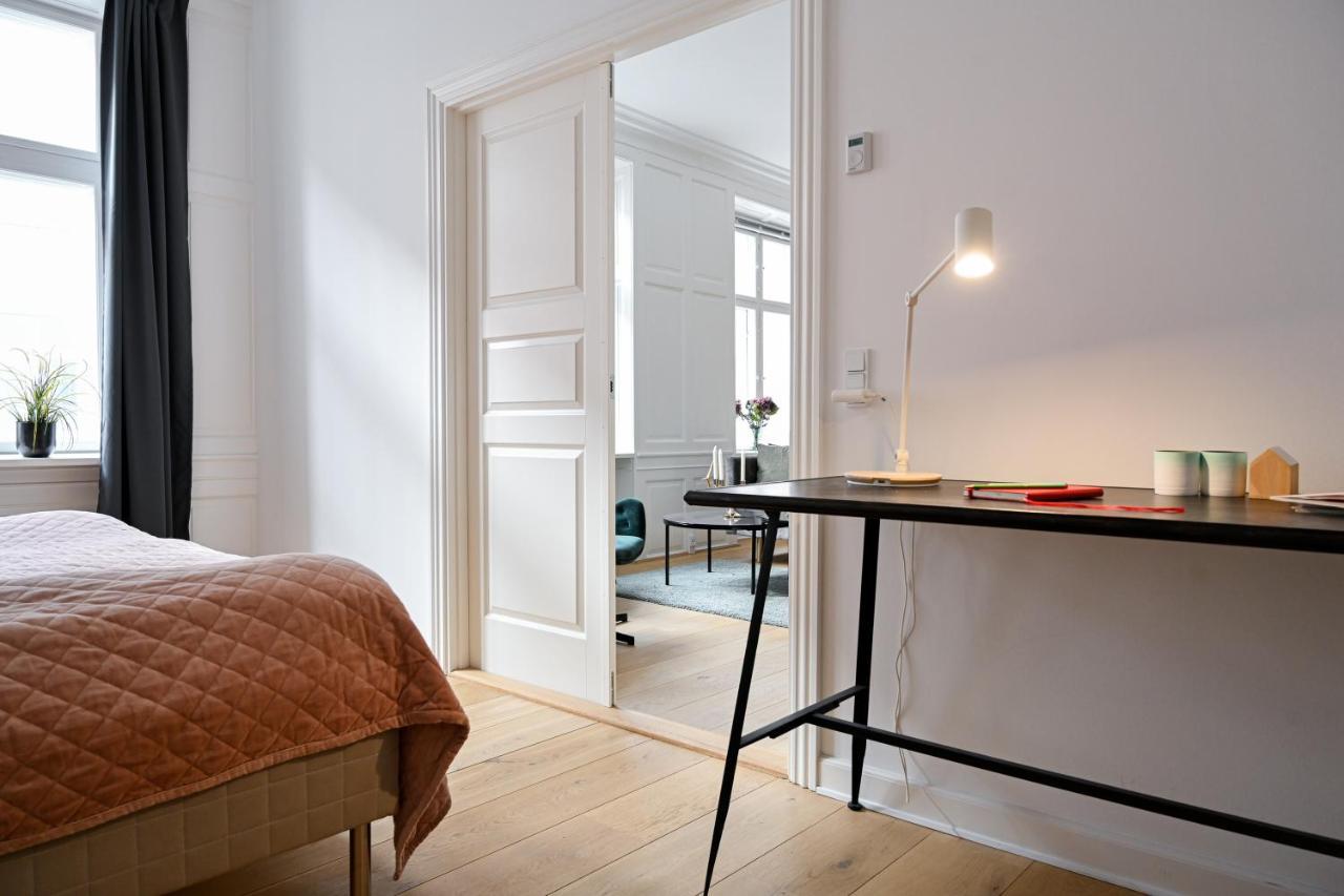 Sanders Arrow - Chic Three-Bedroom Apartment In The Middle Of Copenhagen Copenhaga Exterior foto